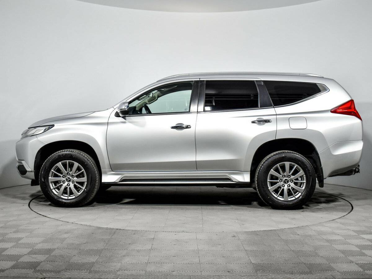 Mitsubishi Pajero Sport, 2018 Фото №7