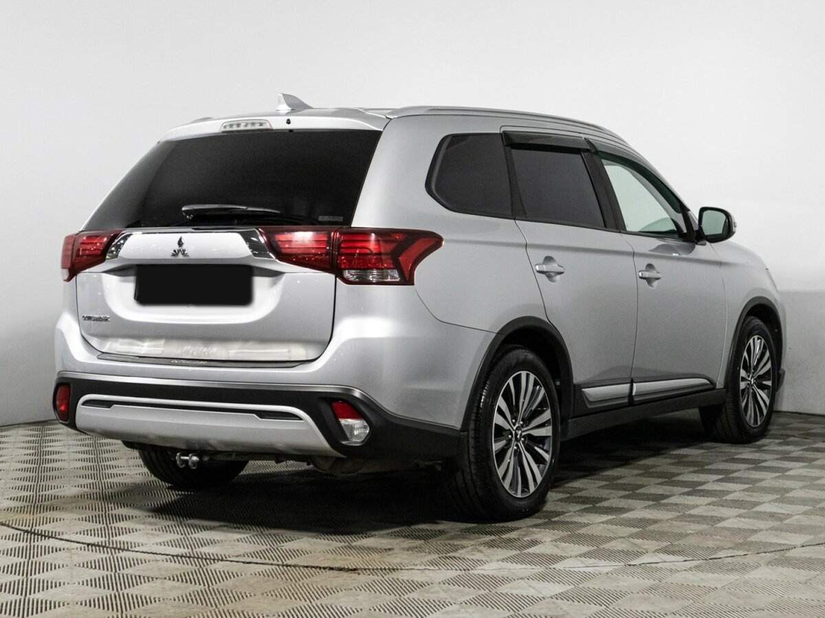 Mitsubishi Outlander, 2020 Фото №4
