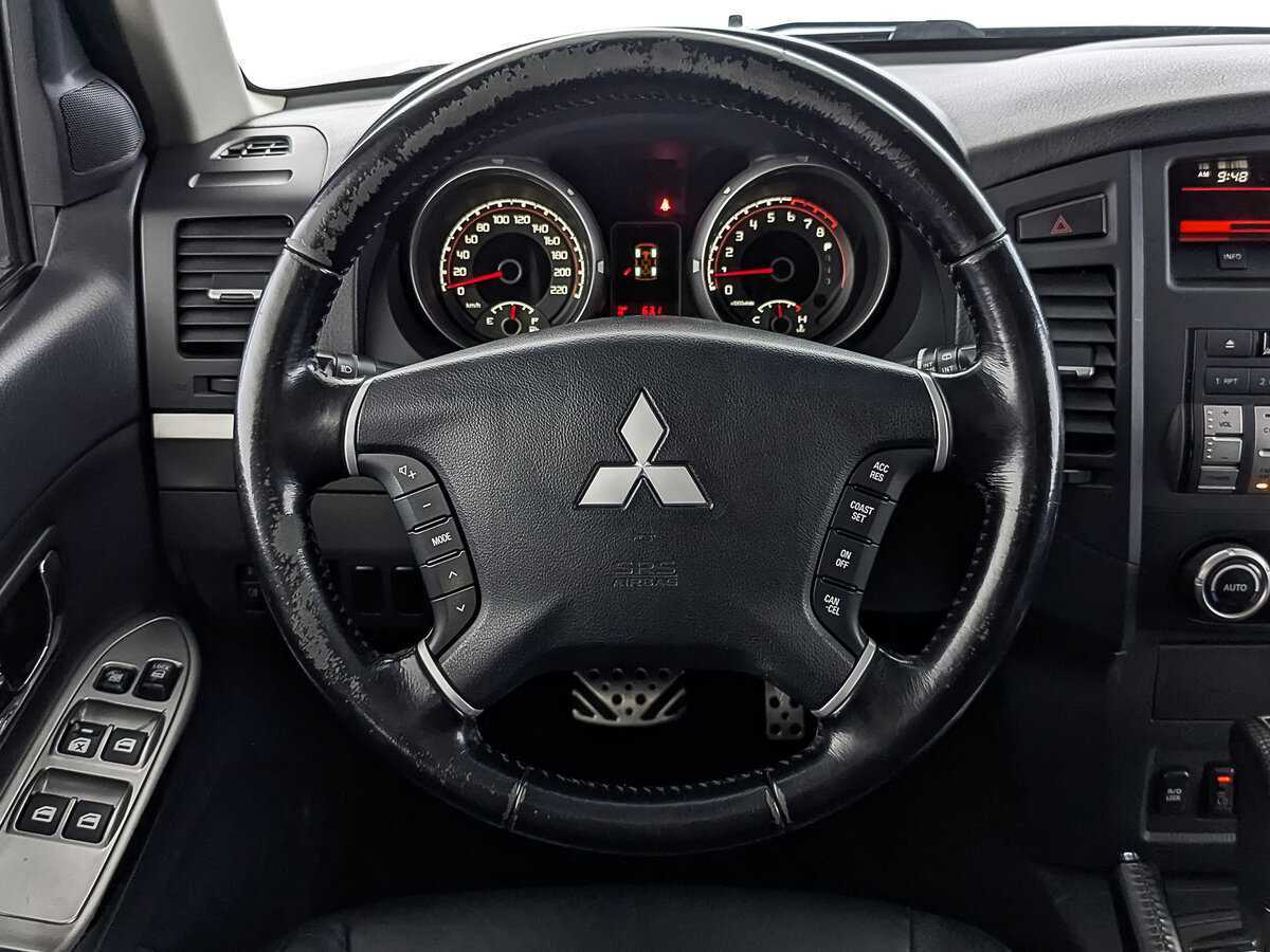 Mitsubishi Pajero, 2013 Фото №22