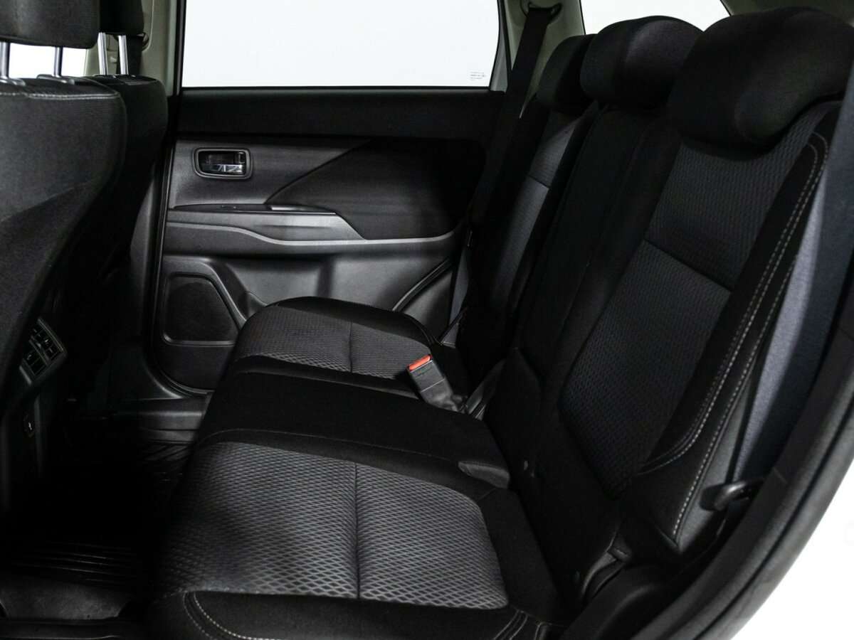 Mitsubishi Outlander, 2019 Фото №10