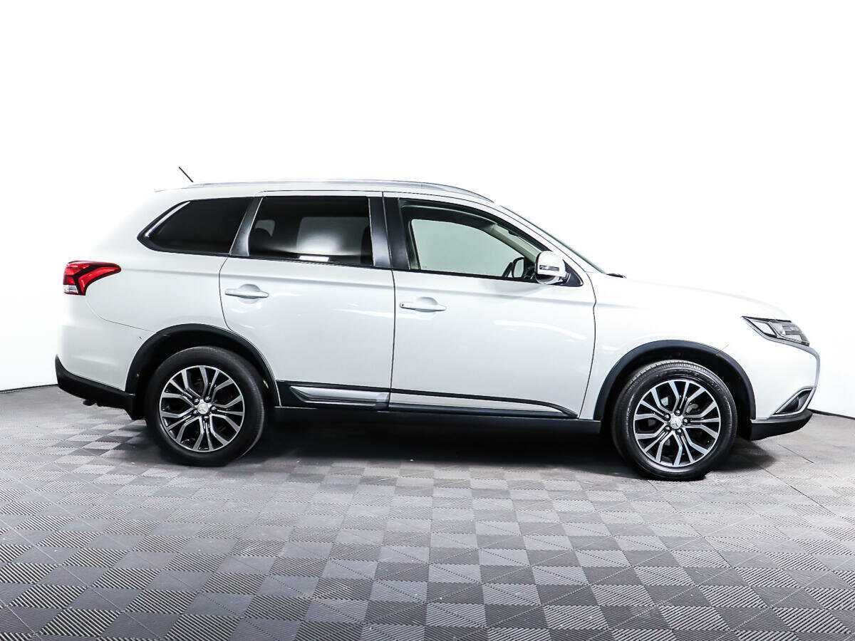 Mitsubishi Outlander, 2015 Фото №4