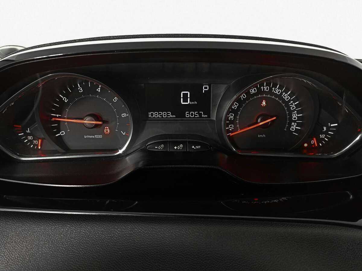 Peugeot 208, 2013 Фото №11