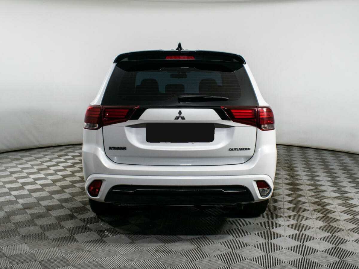 Mitsubishi Outlander, 2022 Фото №5