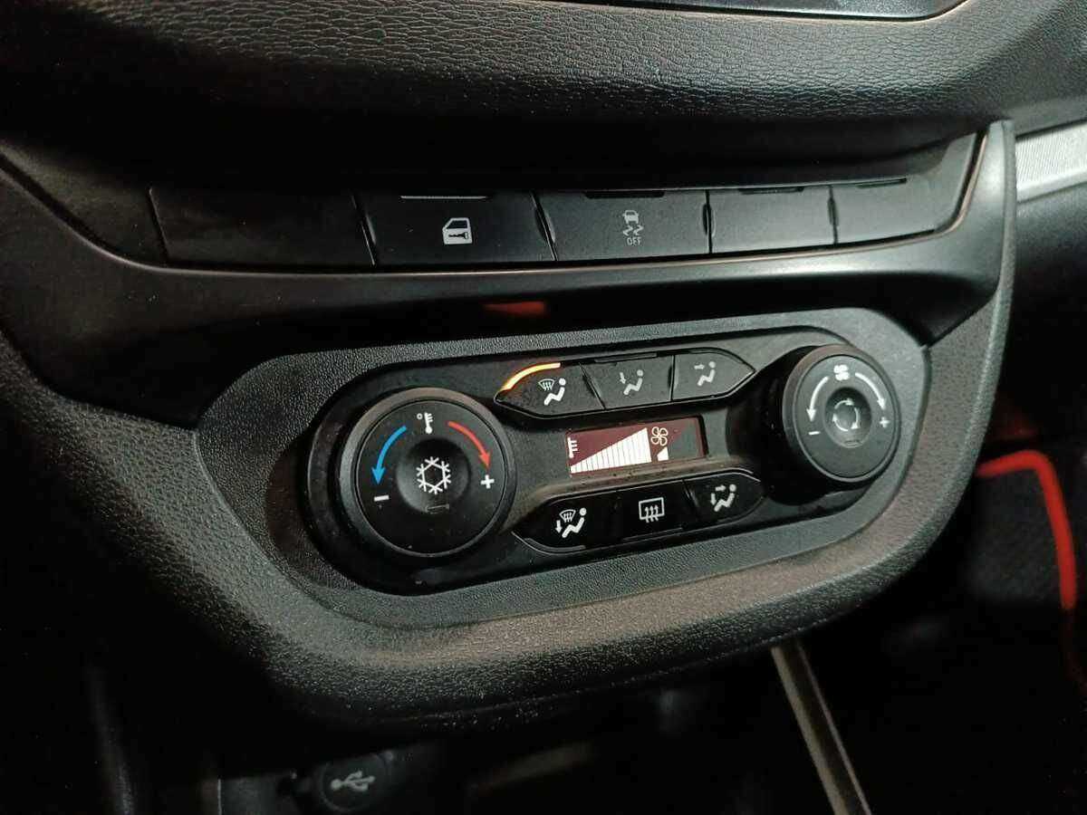 Lada (ВАЗ) Vesta, 2019 Фото №14