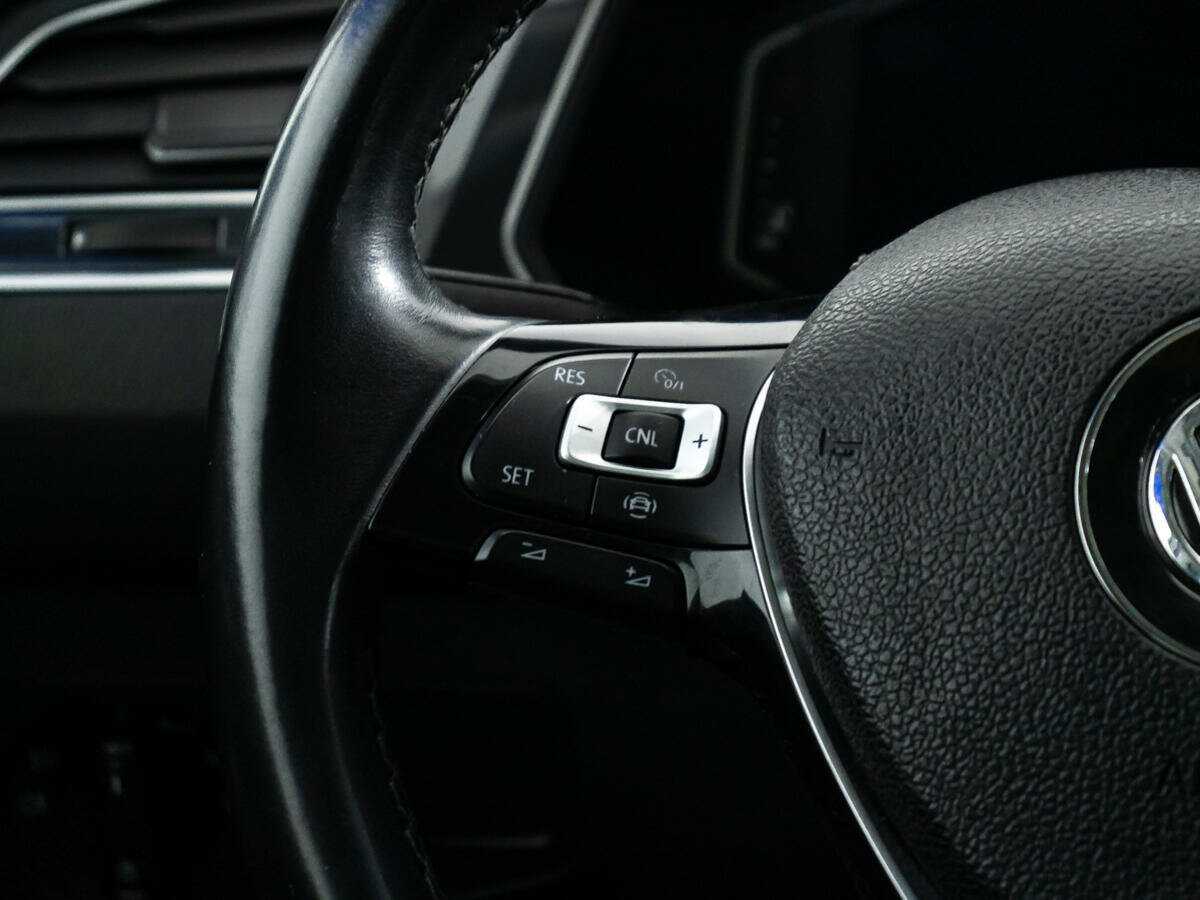 Volkswagen Tiguan, 2019 Фото №20