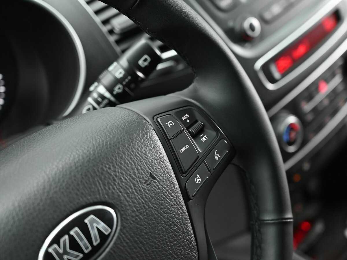 Kia Sorento, 2015 Фото №11