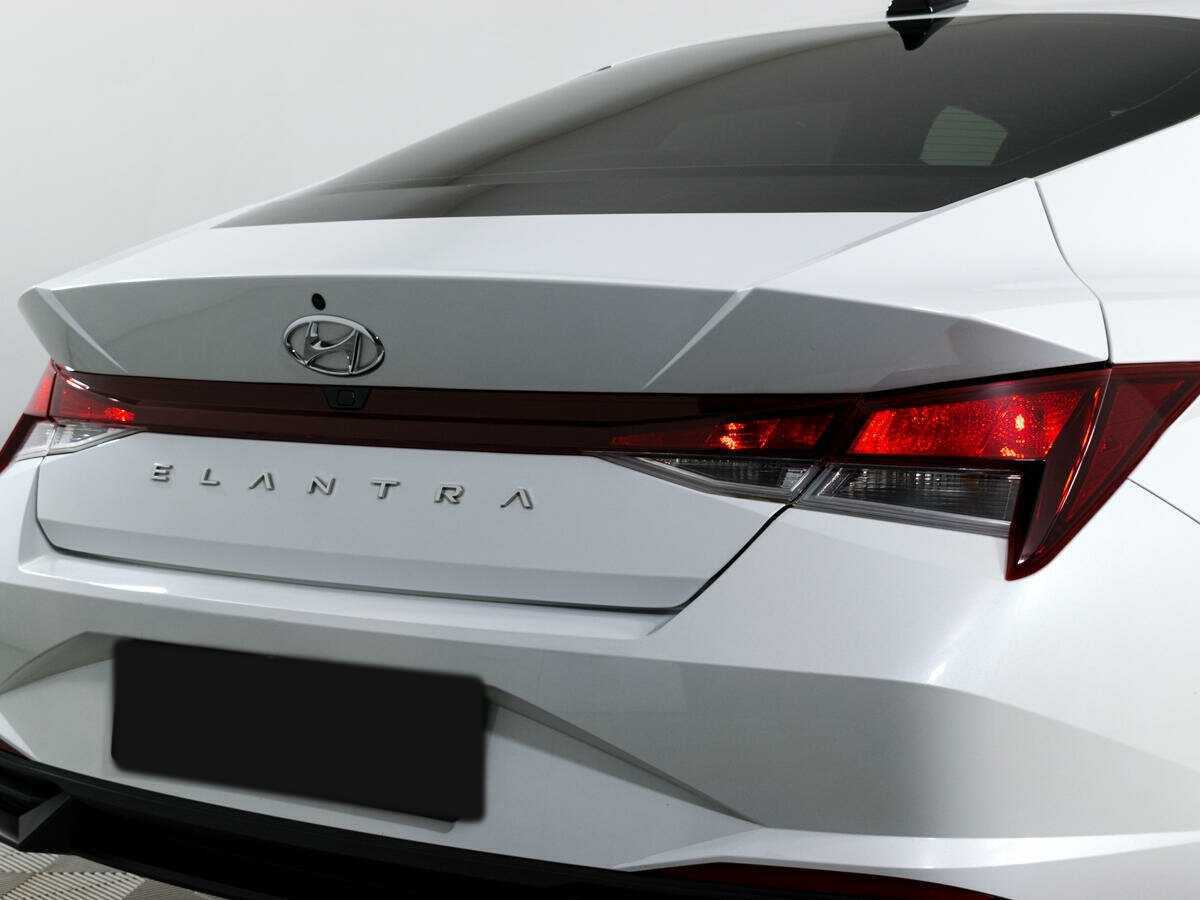 Hyundai Elantra, 2021 Фото №17