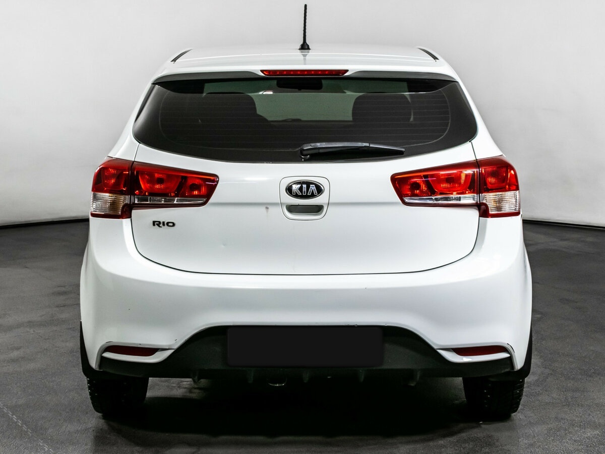 Kia Rio III Рестайлинг, 2015 Фото №6