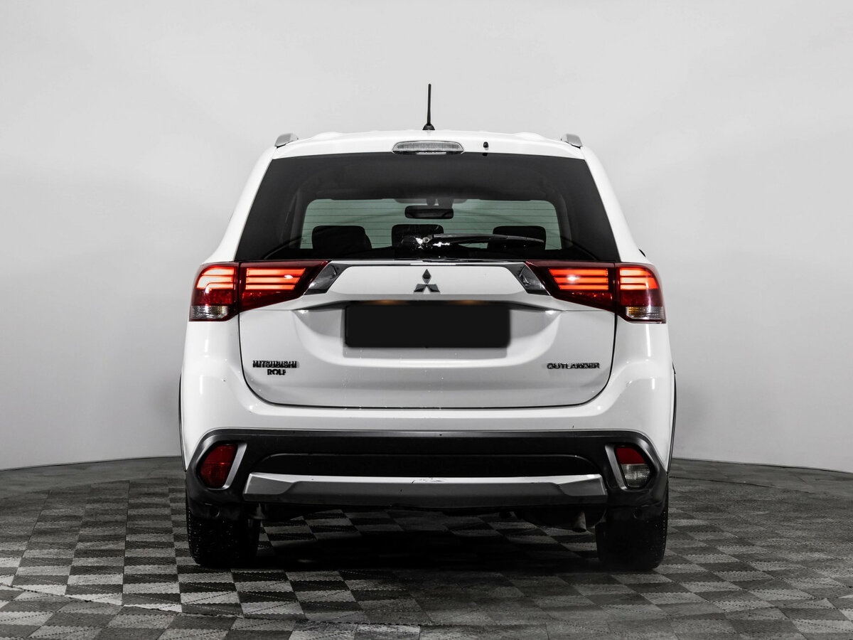Mitsubishi Outlander III Рестайлинг 2, 2016 Фото №5