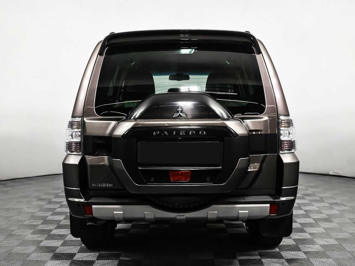Mitsubishi Pajero, 2015 Фото №6