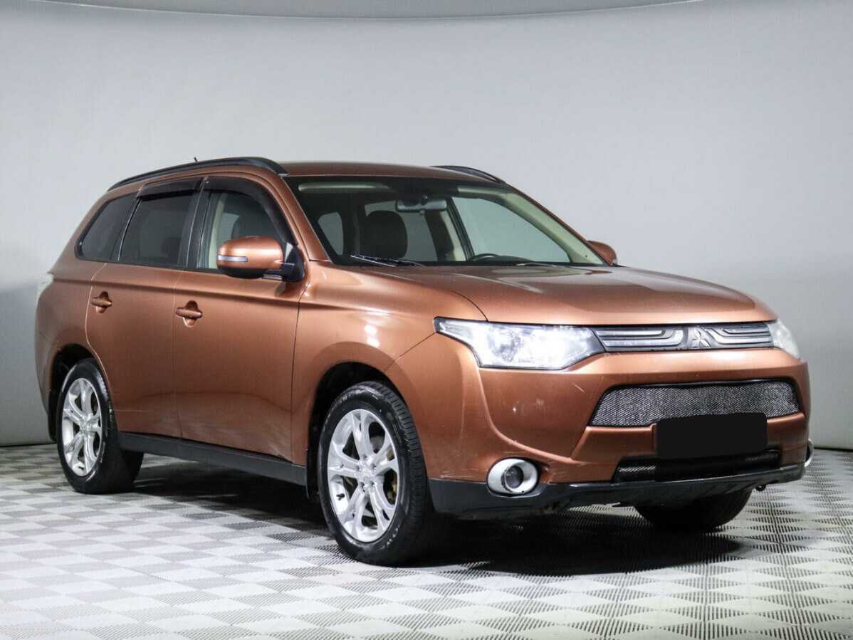 Mitsubishi Outlander, 2012 Фото №3
