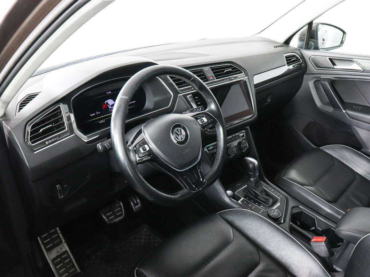 Volkswagen Tiguan, 2018 Фото №5