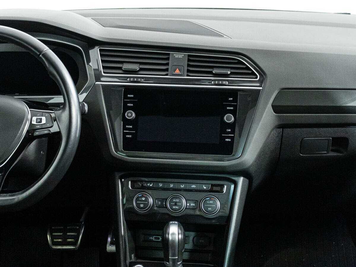Volkswagen Tiguan, 2018 Фото №14