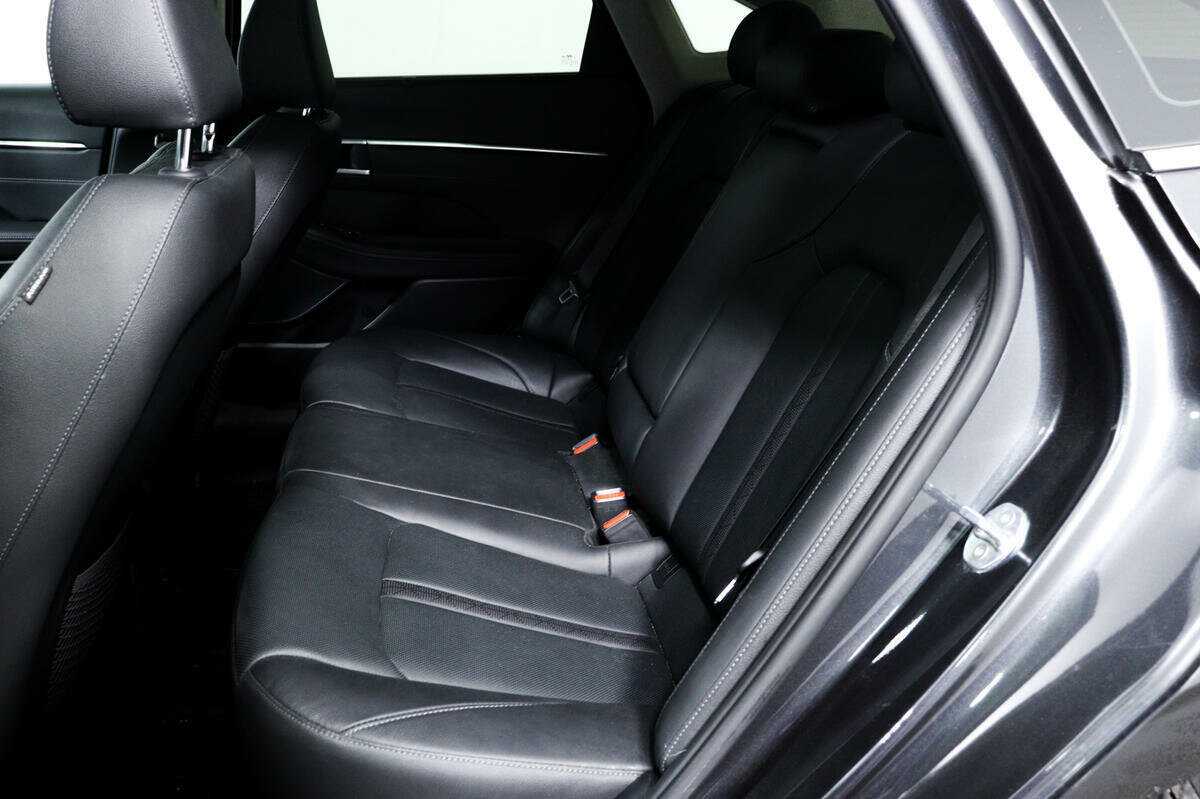 Hyundai Sonata, 2022 Фото №12