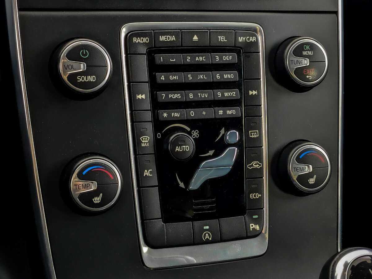 Volvo S60, 2015 Фото №22