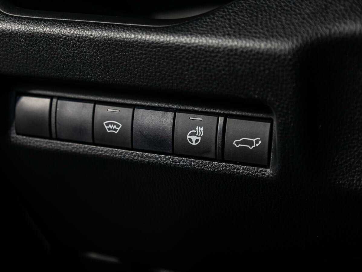 Toyota RAV4, 2020 Фото №16