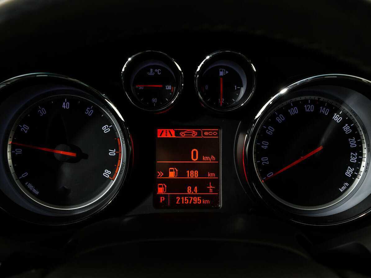 Opel Insignia, 2013 Фото №13