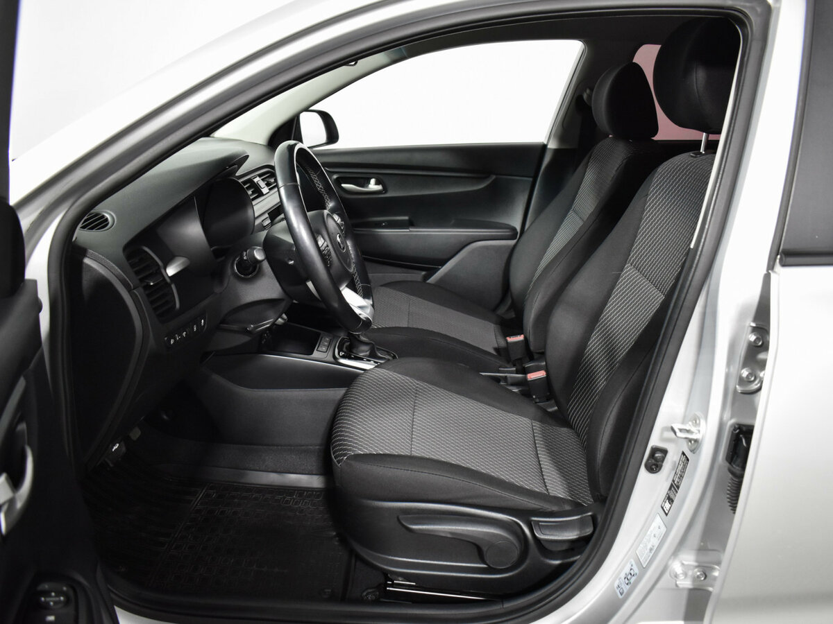 Kia Rio X-Line IV, 2018 Фото №10