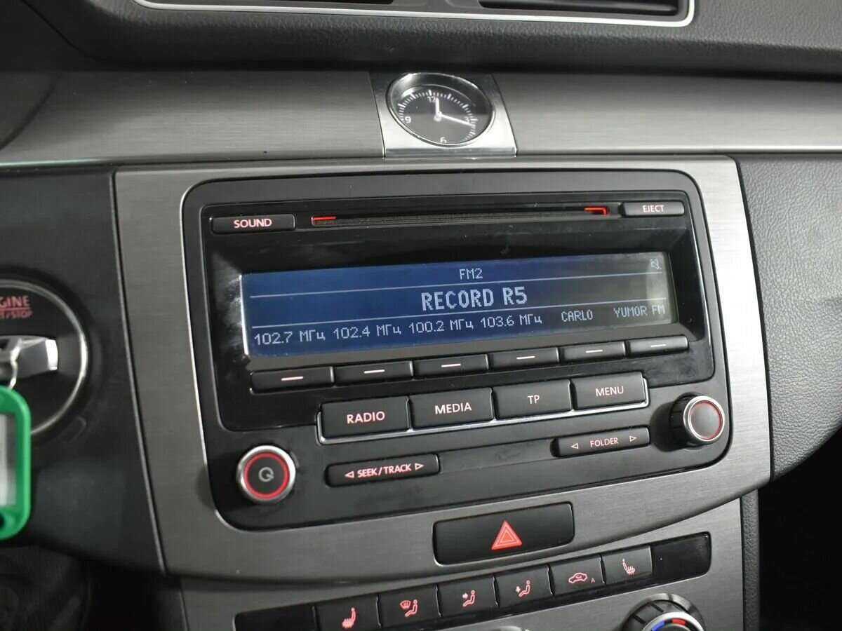 Volkswagen Passat, 2014 Фото №19