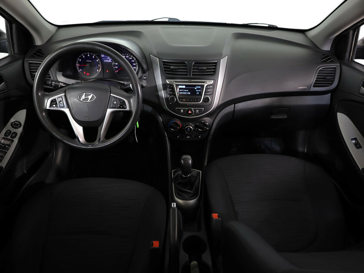 Hyundai Solaris I Рестайлинг, 2016 Фото №7