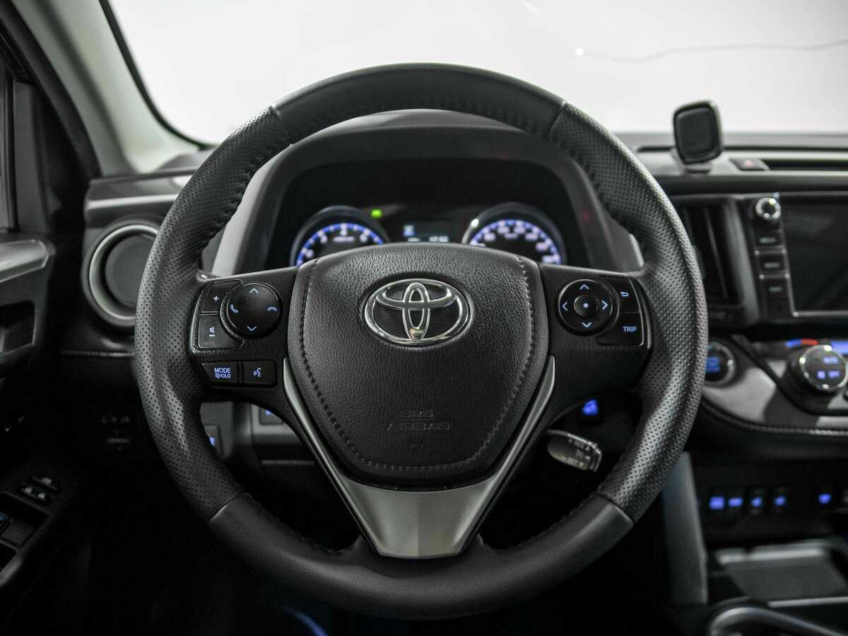 Toyota RAV4, 2017 Фото №9