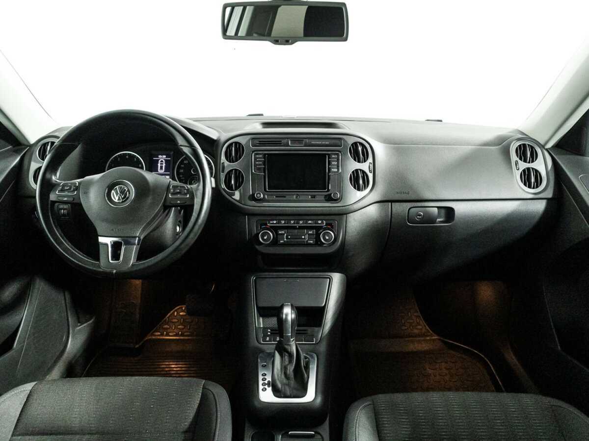 Volkswagen Tiguan, 2015 Фото №13