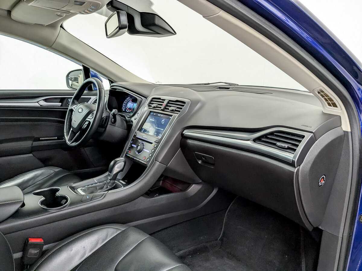 Ford Mondeo, 2017 Фото №11