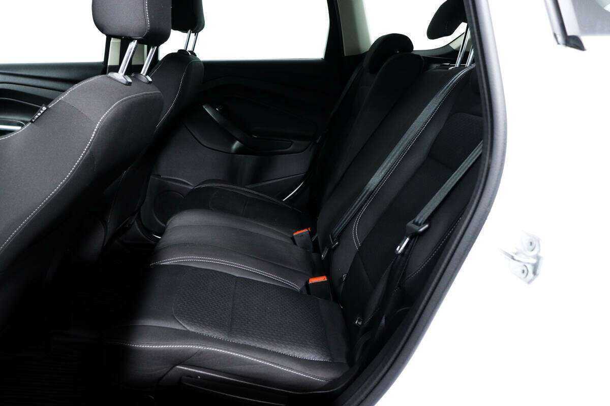 Ford Kuga, 2018 Фото №12