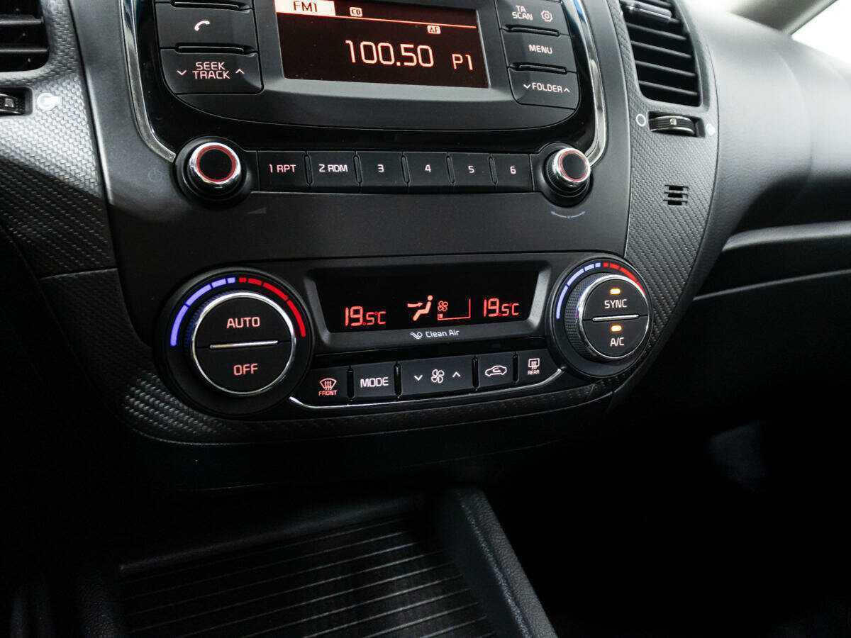 Kia Cerato, 2017 Фото №15