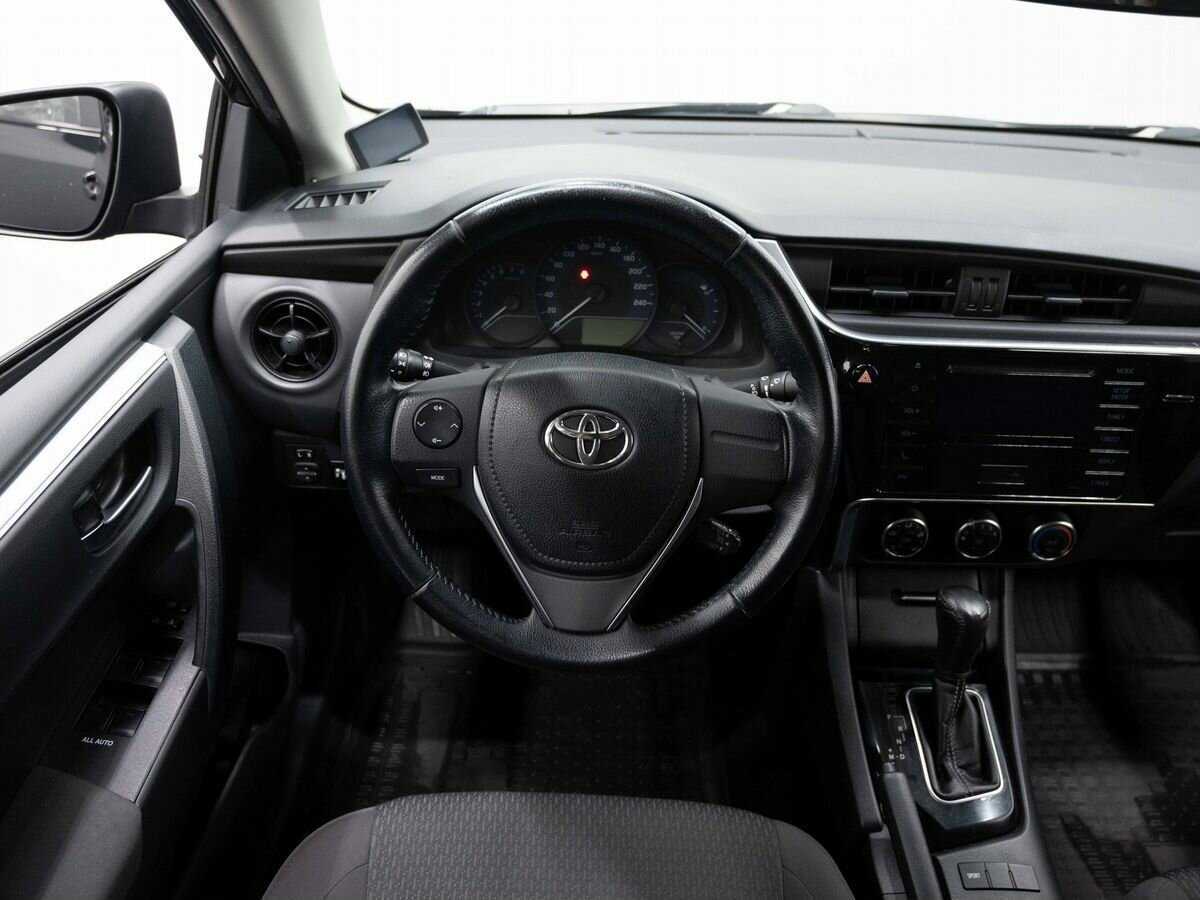 Toyota Corolla, 2017 Фото №14