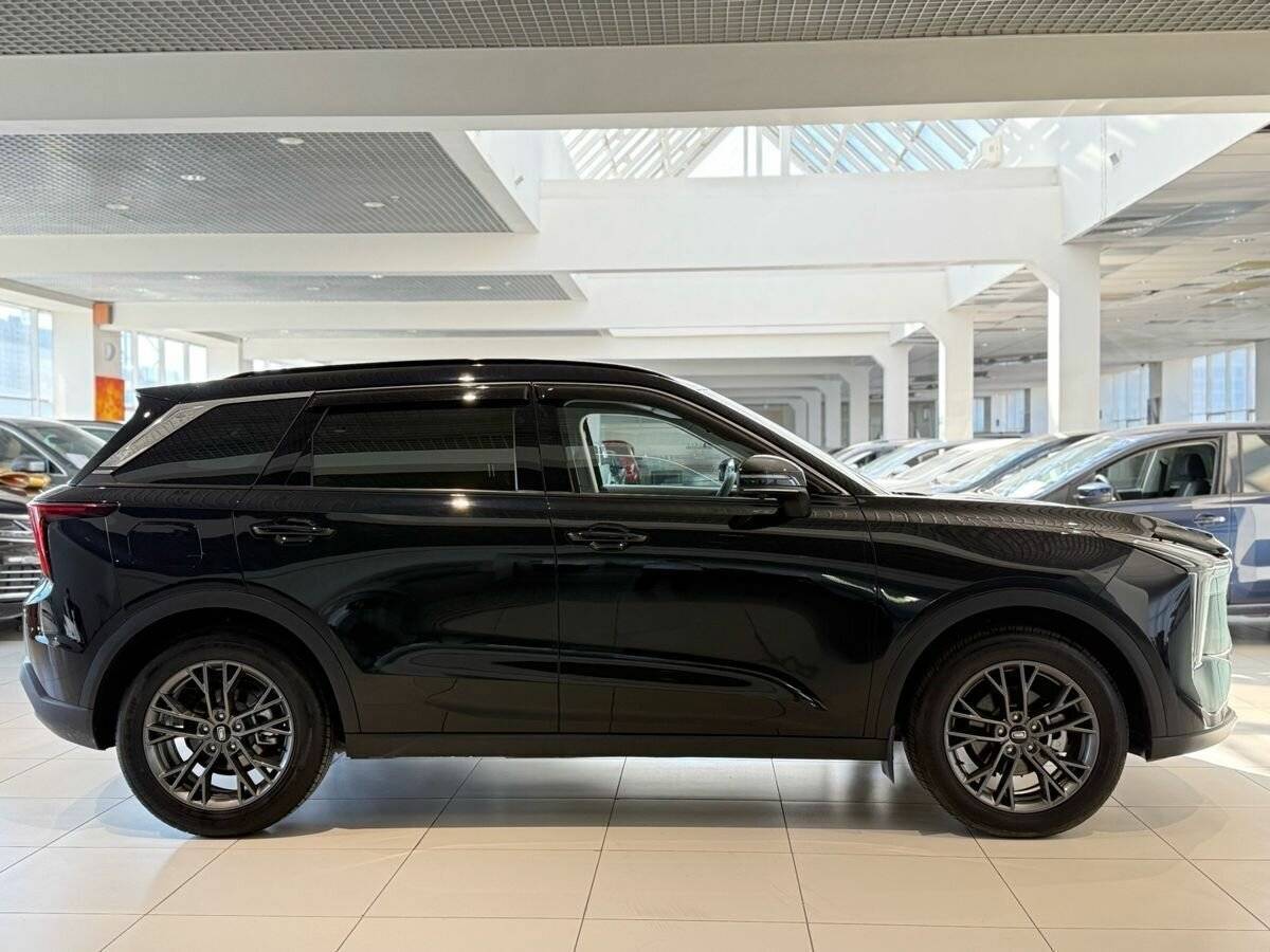 FAW Bestune T55, 2023 Фото №9