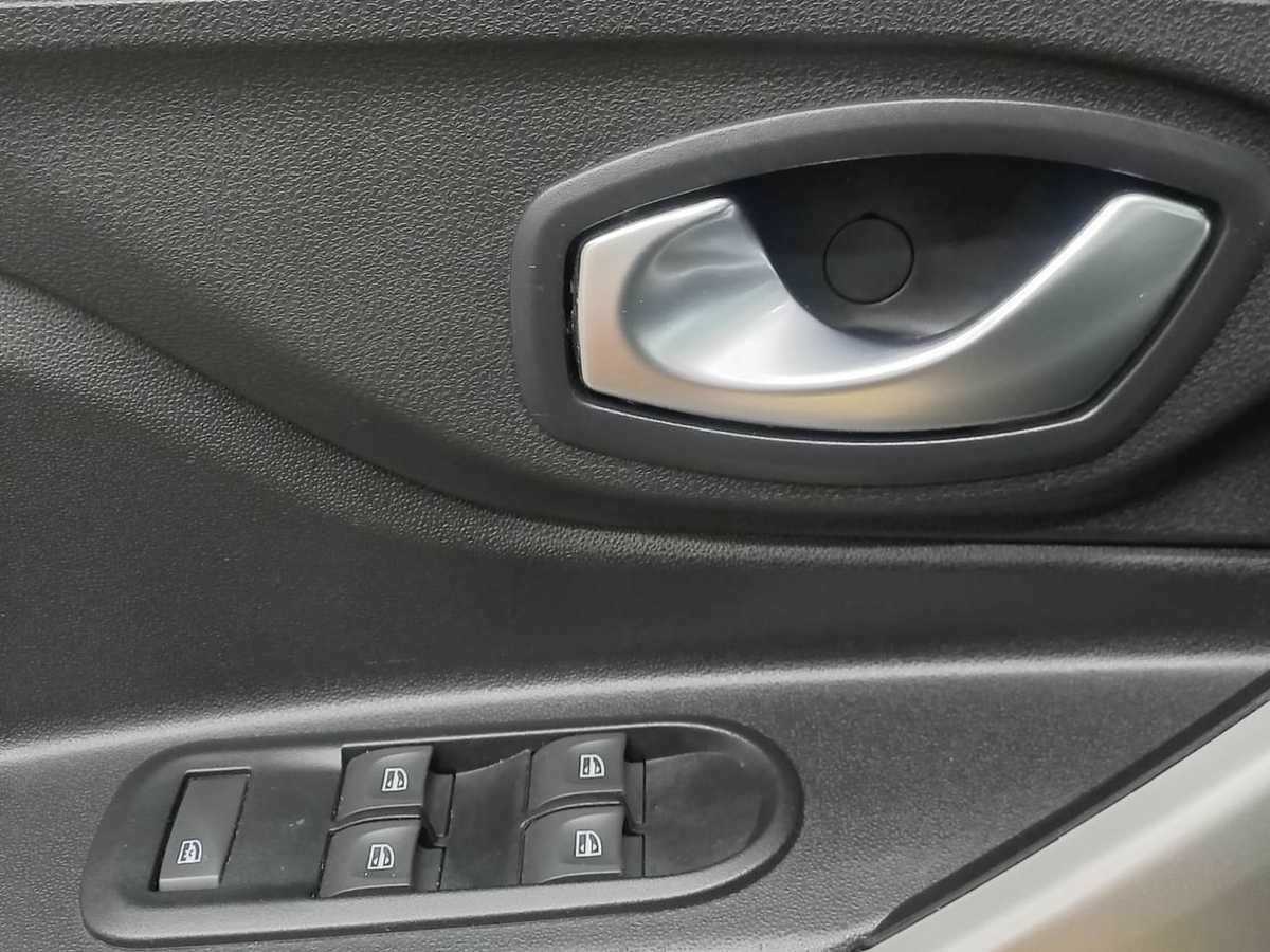 Lada (ВАЗ) XRAY Cross, 2022 Фото №19