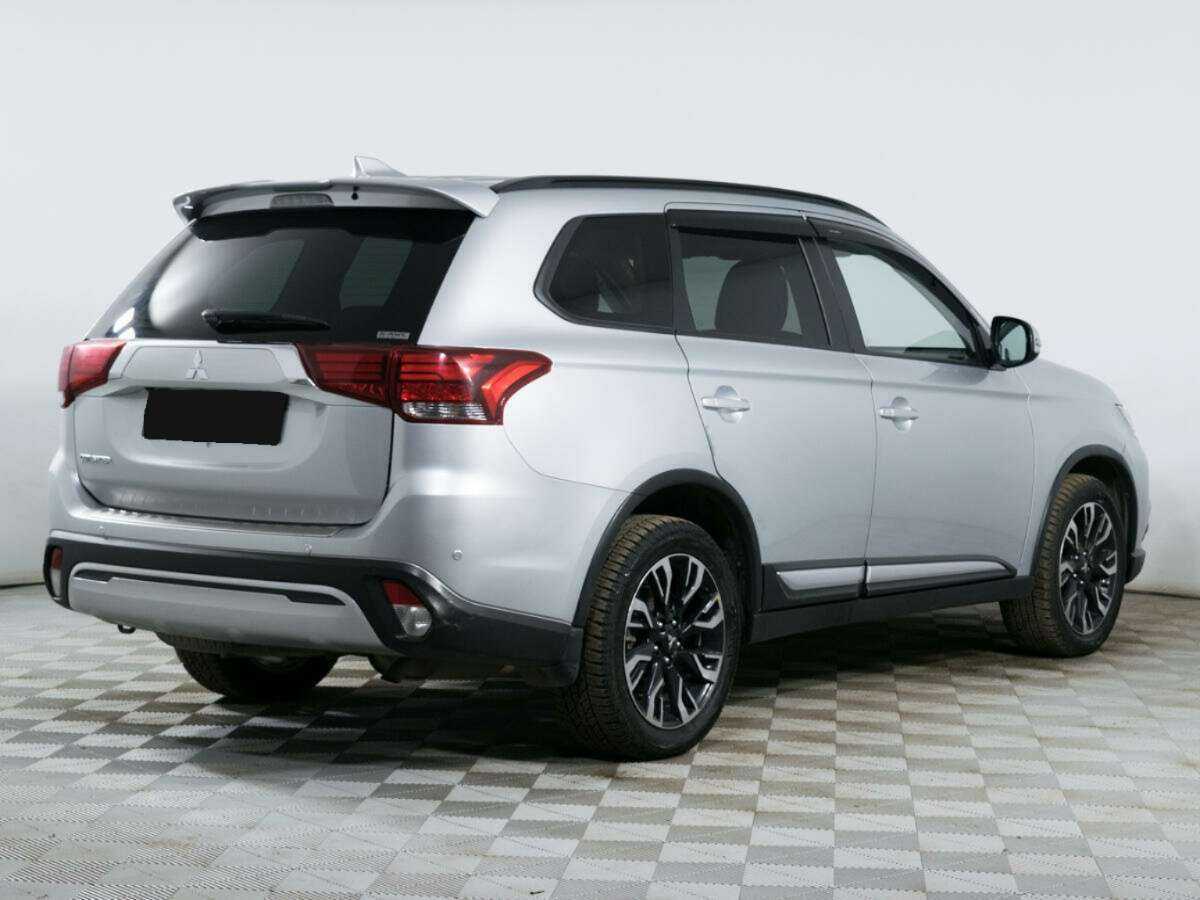 Mitsubishi Outlander, 2021 Фото №5