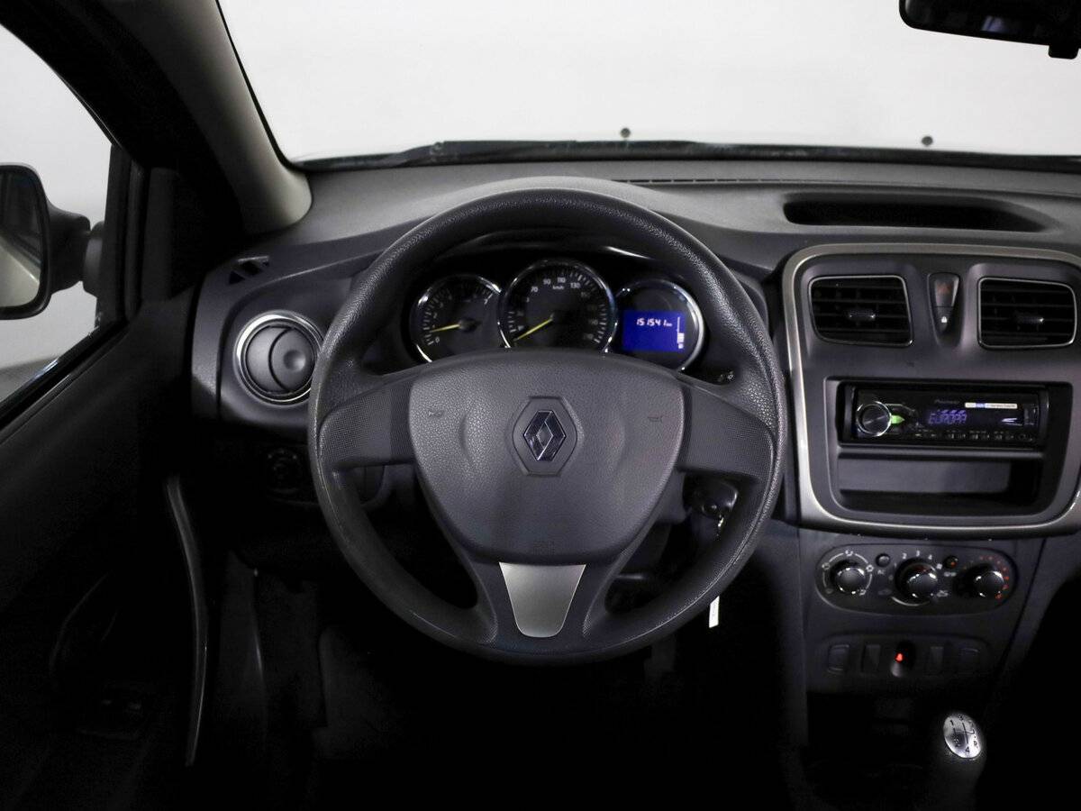 Renault Logan II, 2015 Фото №10