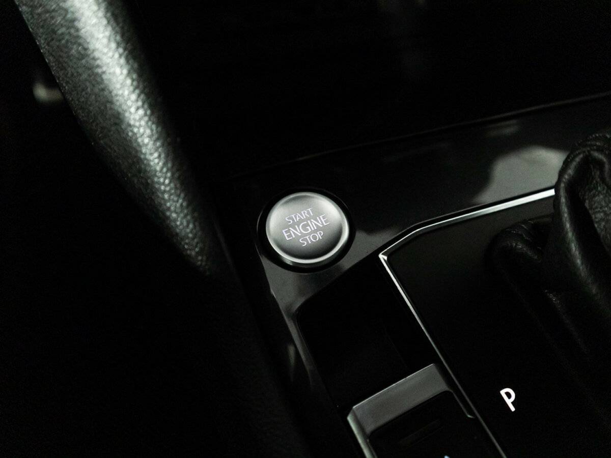 Volkswagen Tiguan, 2019 Фото №22