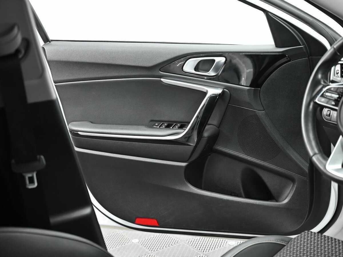 Kia Ceed, 2019 Фото №6