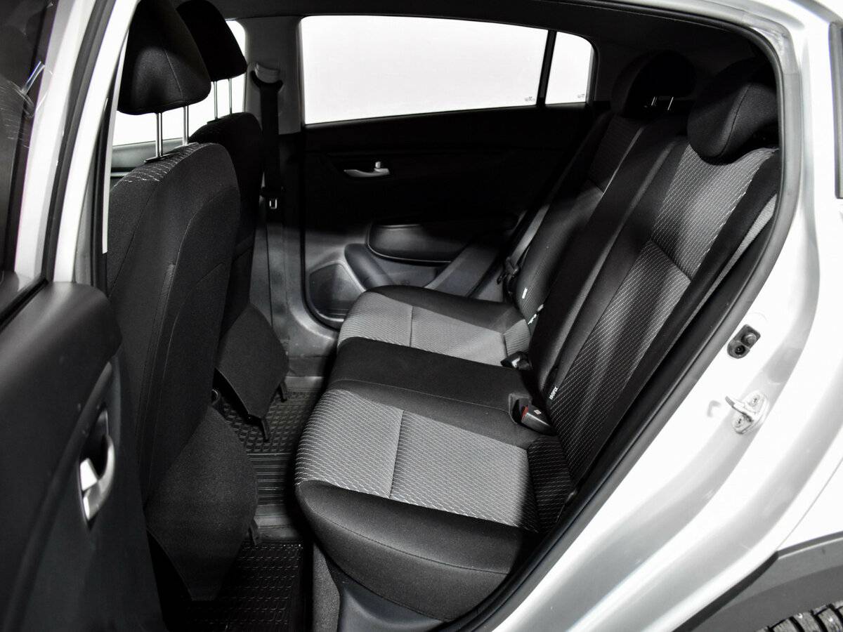 Kia Rio X-Line IV, 2020 Фото №11