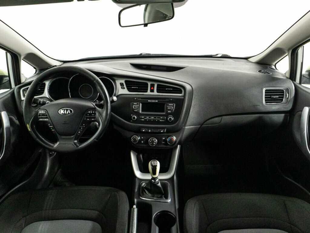 Kia Ceed, 2012 Фото №13