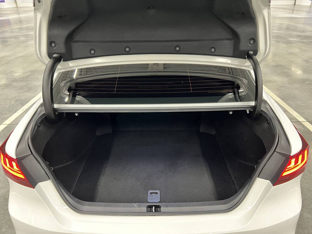 Toyota Camry, 2018 Фото №10