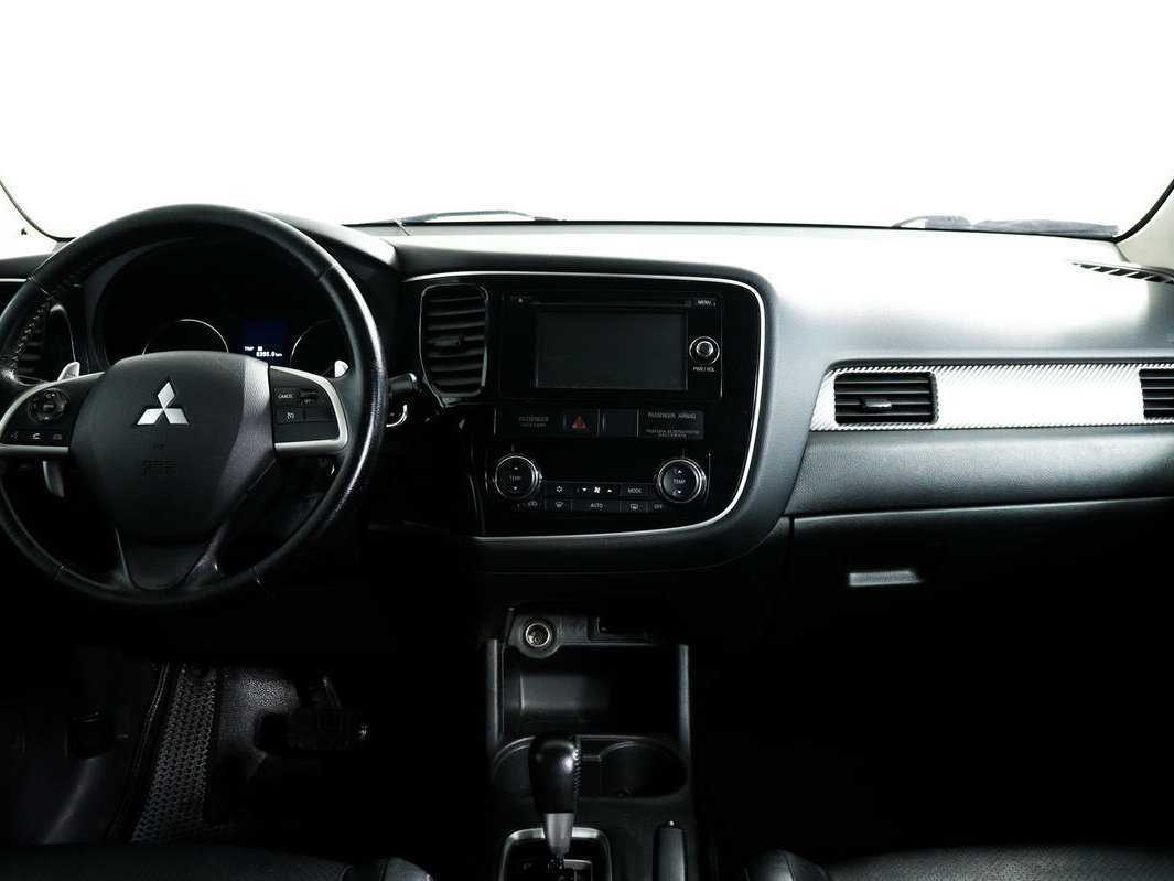 Mitsubishi Outlander, 2013 Фото №11