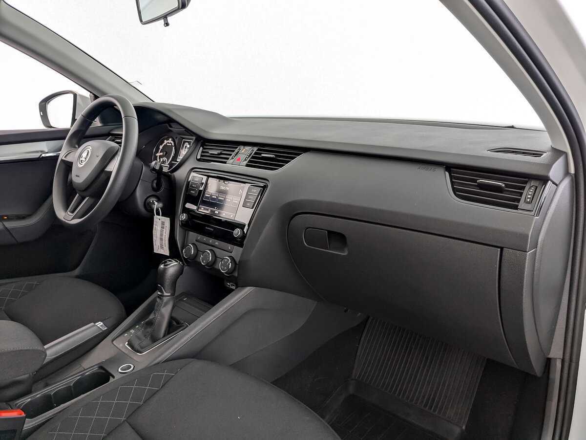 Skoda Octavia, 2020 Фото №9