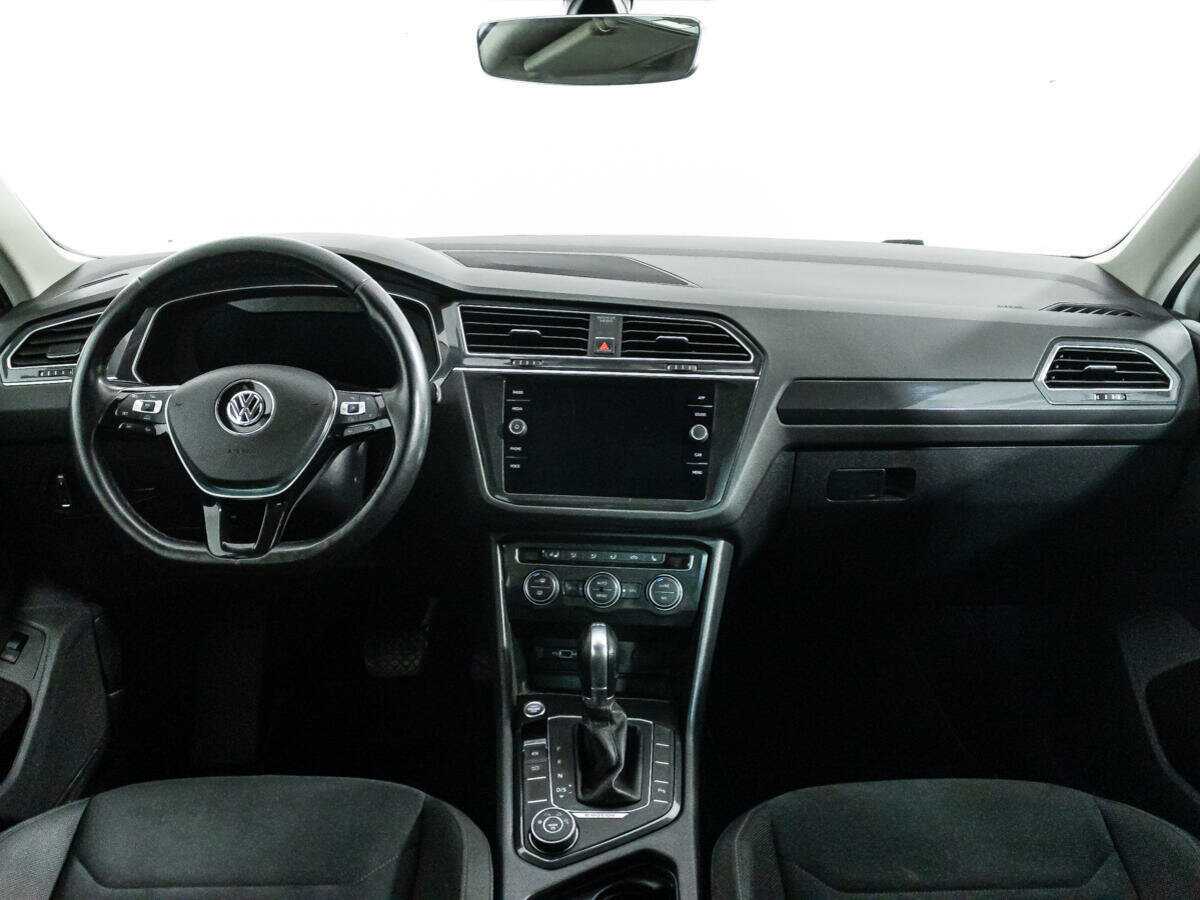Volkswagen Tiguan, 2018 Фото №13