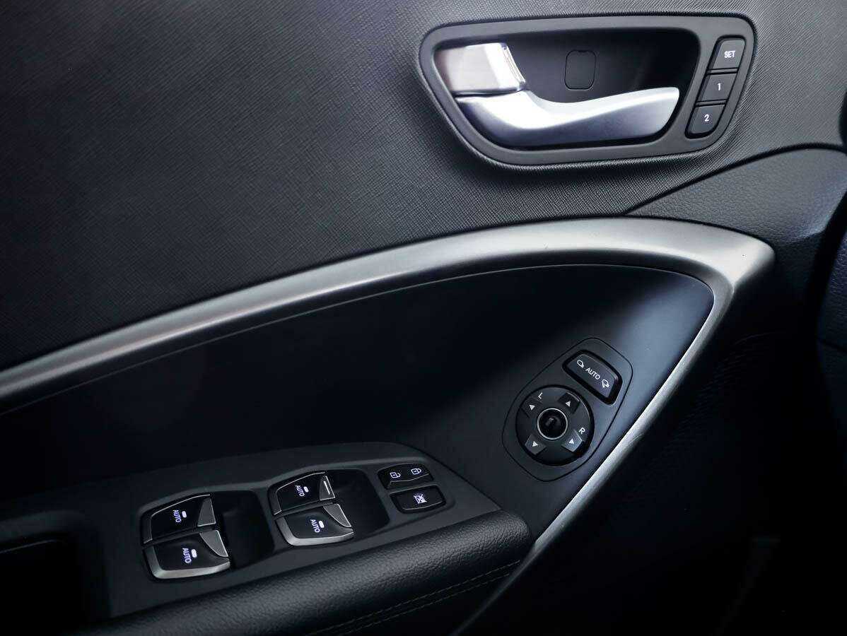 Hyundai Santa Fe, 2017 Фото №21