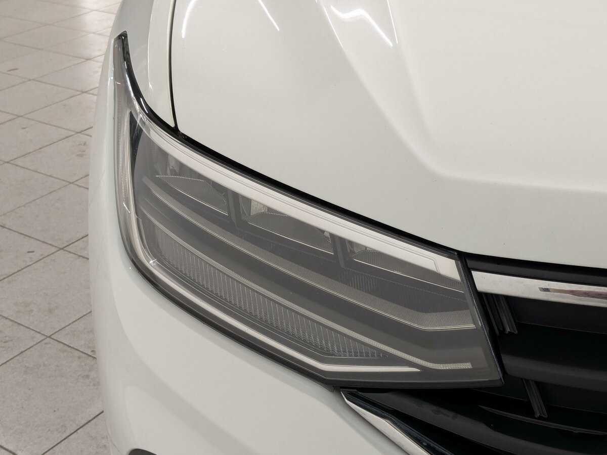 Volkswagen Tiguan, 2021 Фото №17