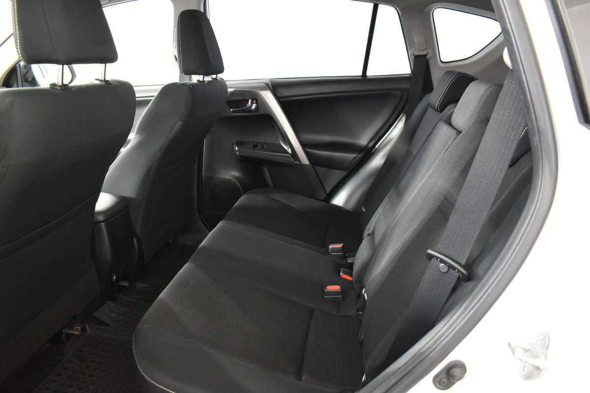 Toyota RAV4, 2019 Фото №7