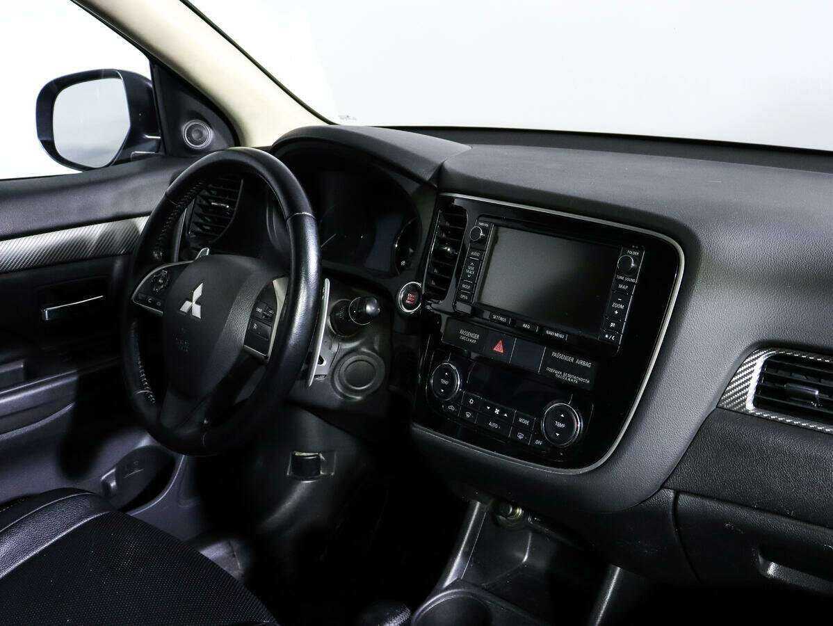 Mitsubishi Outlander, 2013 Фото №6