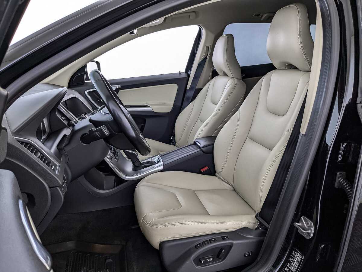 Volvo XC60, 2017 Фото №16