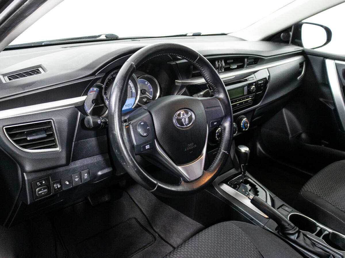 Toyota Corolla, 2013 Фото №11