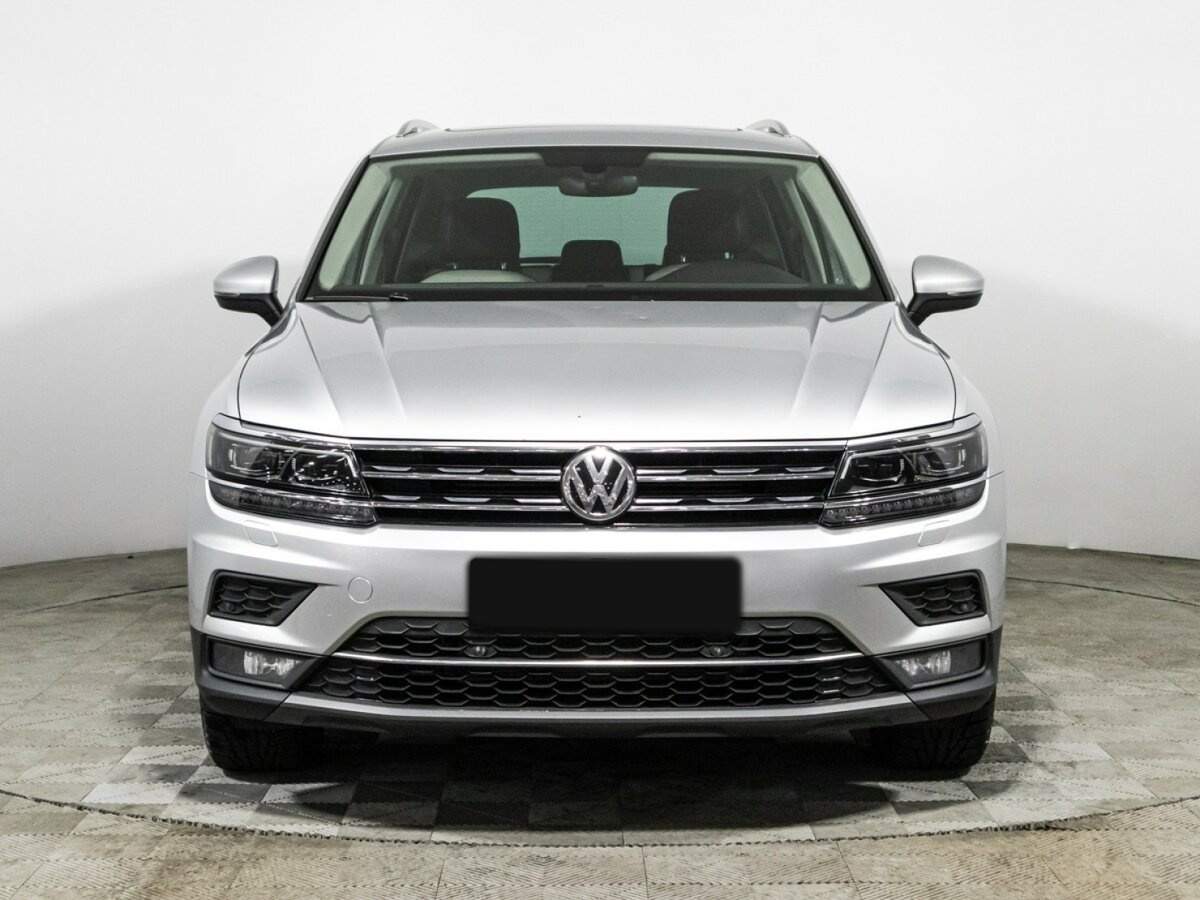 Volkswagen Tiguan, 2018 Фото №2