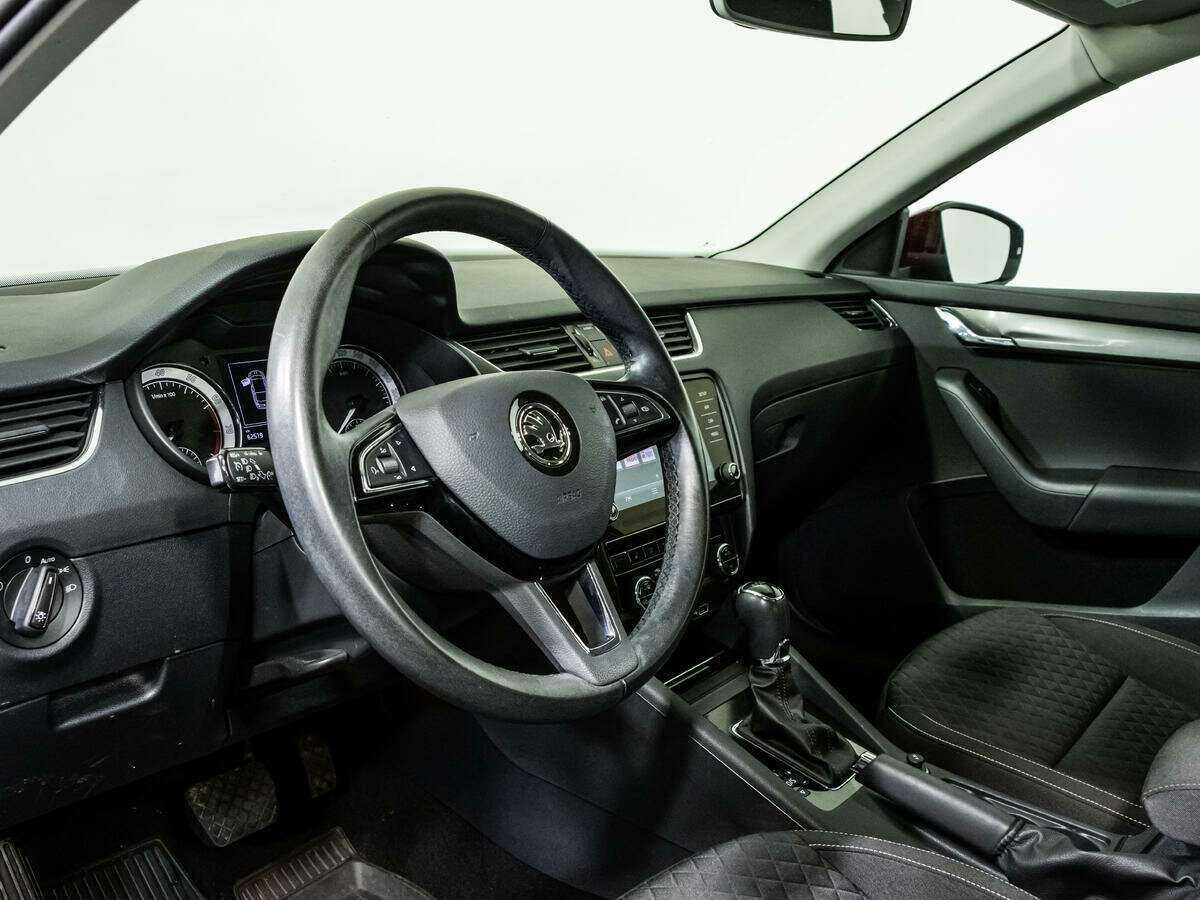 Skoda Octavia, 2018 Фото №11